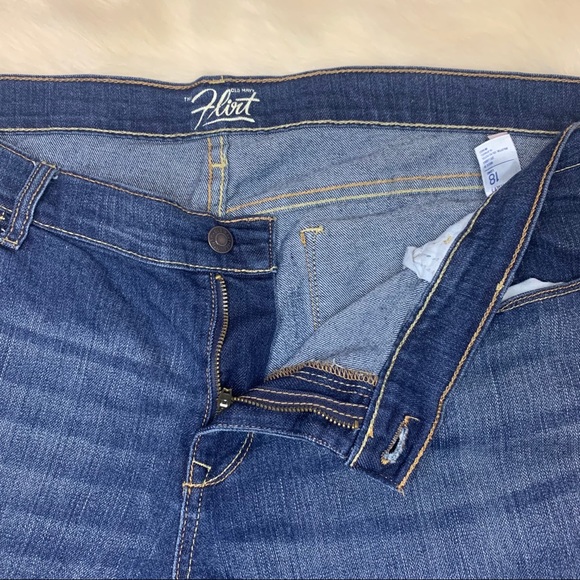 Old Navy “The Flirt” Jeans sz18 long - Picture 3 of 14